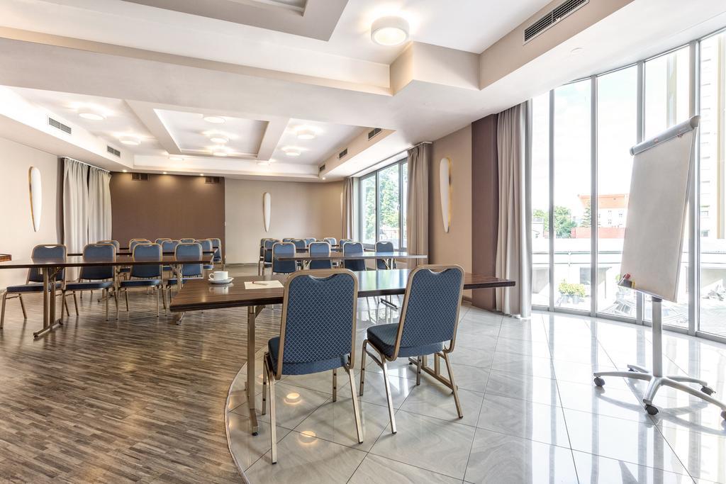Hotel Kaliski Слубице Екстериор снимка